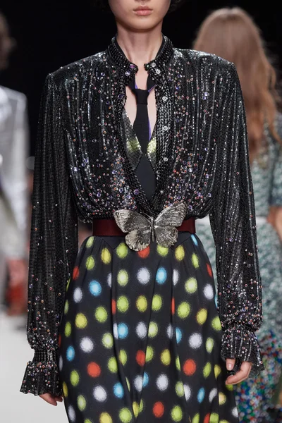 Look 56